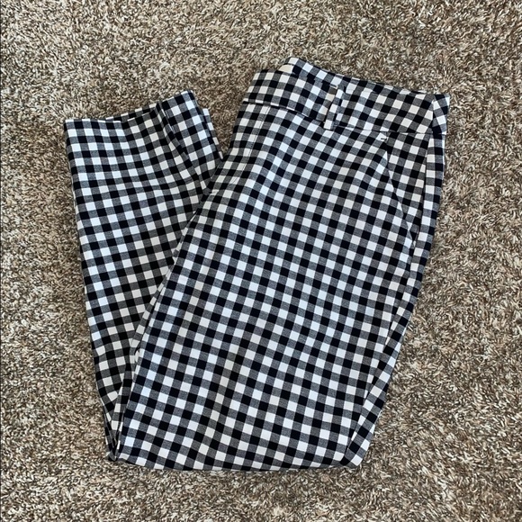 a new day Pants - A New Day Gingham Cropped Pants Size 12